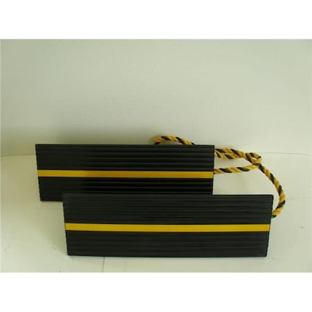 Shop Tuff Shop Tuff STF-1865RACP Aircraft Rubber Wheel Chock- Set of 2 STF-1865RACP